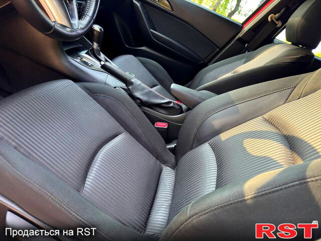Красный Мазда 3, объемом двигателя 2 л и пробегом 143 тыс. км за 9350 $, фото 6 на Automoto.ua