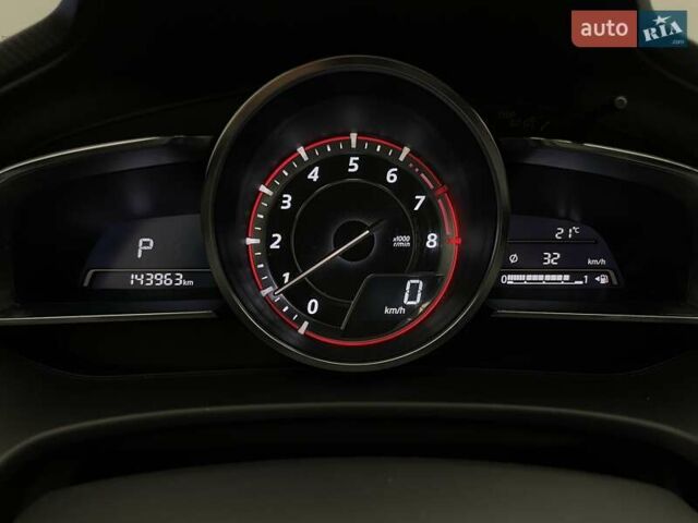 Красный Мазда 3, объемом двигателя 1.5 л и пробегом 143 тыс. км за 11986 $, фото 12 на Automoto.ua