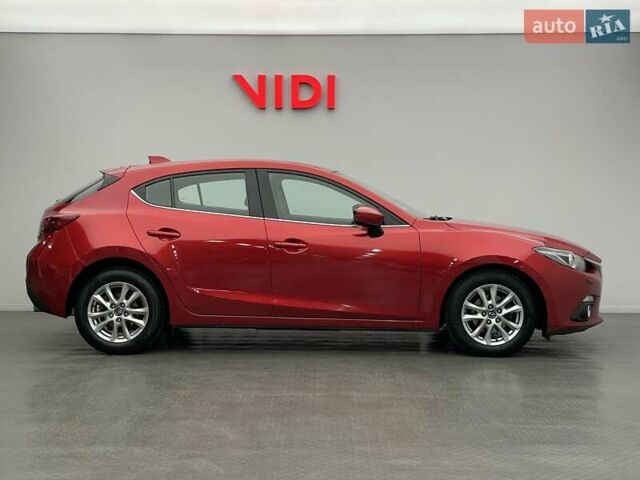 Красный Мазда 3, объемом двигателя 1.5 л и пробегом 143 тыс. км за 11986 $, фото 3 на Automoto.ua