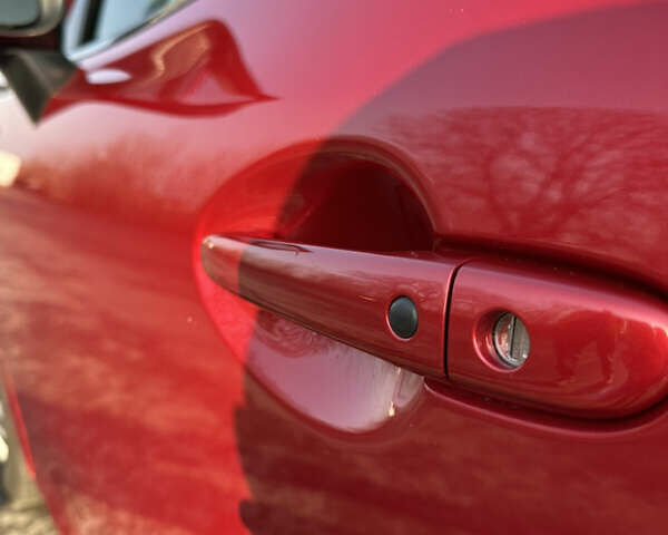 Красный Мазда 3, объемом двигателя 2 л и пробегом 80 тыс. км за 11999 $, фото 7 на Automoto.ua