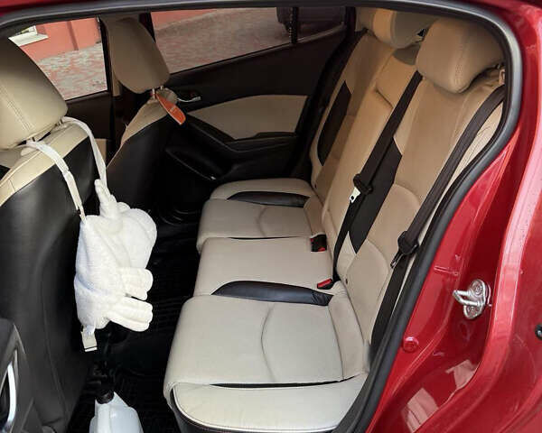 Красный Мазда 3, объемом двигателя 2.49 л и пробегом 131 тыс. км за 10800 $, фото 7 на Automoto.ua