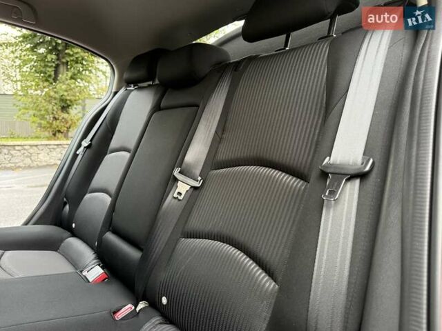 Красный Мазда 3, объемом двигателя 1.5 л и пробегом 58 тыс. км за 13999 $, фото 62 на Automoto.ua