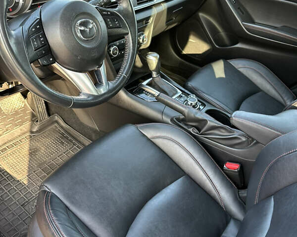 Красный Мазда 3, объемом двигателя 2 л и пробегом 80 тыс. км за 11999 $, фото 13 на Automoto.ua