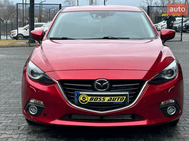 Красный Мазда 3, объемом двигателя 2.19 л и пробегом 142 тыс. км за 14000 $, фото 1 на Automoto.ua