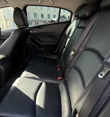 Красный Мазда 3, объемом двигателя 2 л и пробегом 65 тыс. км за 14800 $, фото 24 на Automoto.ua