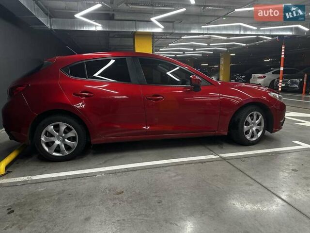 Красный Мазда 3, объемом двигателя 2 л и пробегом 150 тыс. км за 12000 $, фото 2 на Automoto.ua