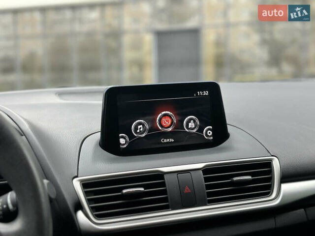 Красный Мазда 3, объемом двигателя 2 л и пробегом 56 тыс. км за 12500 $, фото 25 на Automoto.ua