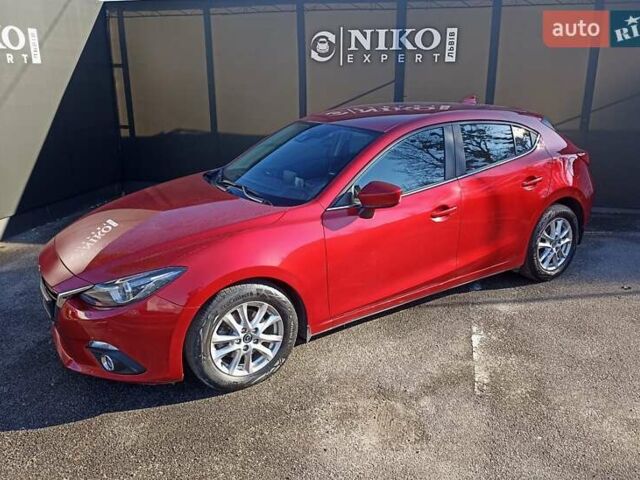 Красный Мазда 3, объемом двигателя 2 л и пробегом 110 тыс. км за 12200 $, фото 6 на Automoto.ua