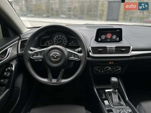Красный Мазда 3, объемом двигателя 2 л и пробегом 56 тыс. км за 12500 $, фото 22 на Automoto.ua