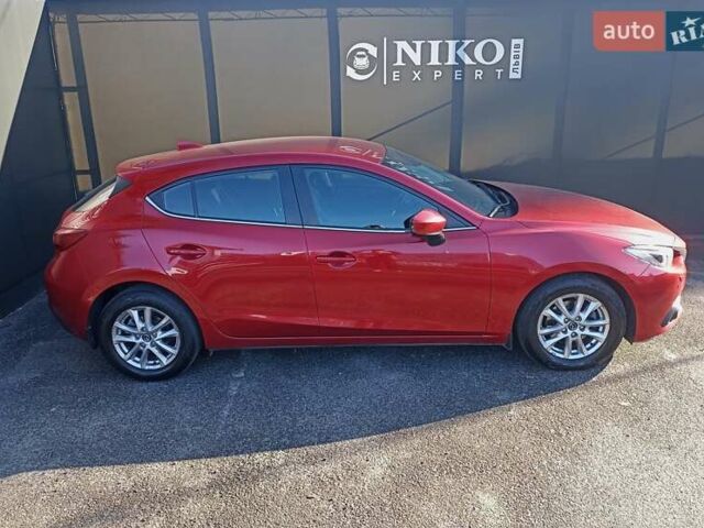 Красный Мазда 3, объемом двигателя 2 л и пробегом 110 тыс. км за 12200 $, фото 18 на Automoto.ua