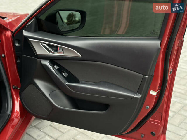Красный Мазда 3, объемом двигателя 2 л и пробегом 56 тыс. км за 12500 $, фото 28 на Automoto.ua