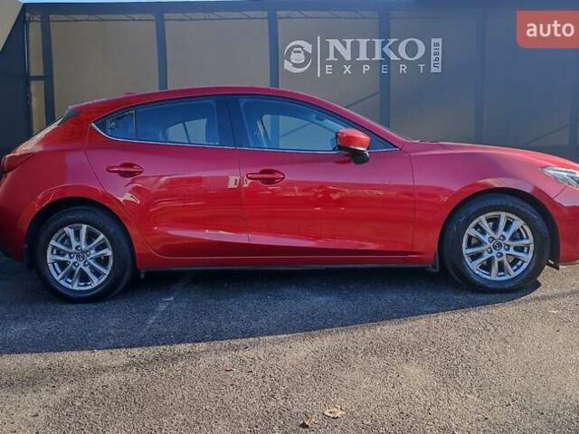 Красный Мазда 3, объемом двигателя 2 л и пробегом 110 тыс. км за 12200 $, фото 17 на Automoto.ua