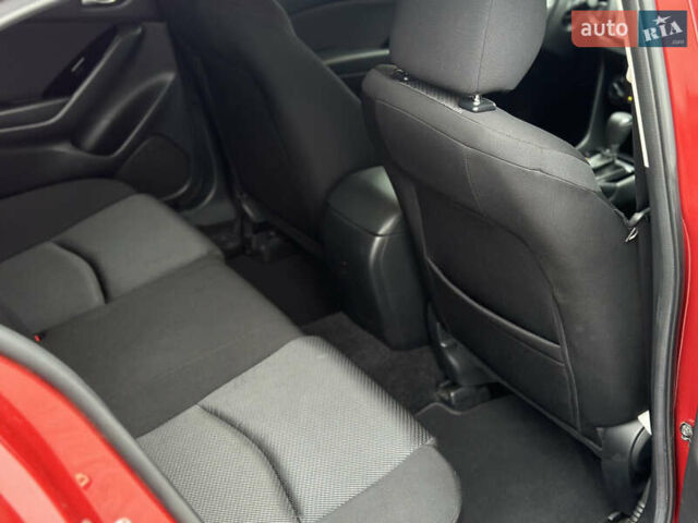 Красный Мазда 3, объемом двигателя 2 л и пробегом 56 тыс. км за 12500 $, фото 27 на Automoto.ua