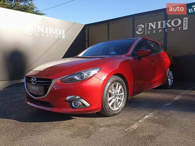 Красный Мазда 3, объемом двигателя 2 л и пробегом 110 тыс. км за 12200 $, фото 1 на Automoto.ua