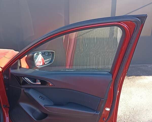 Красный Мазда 3, объемом двигателя 2 л и пробегом 110 тыс. км за 12200 $, фото 34 на Automoto.ua