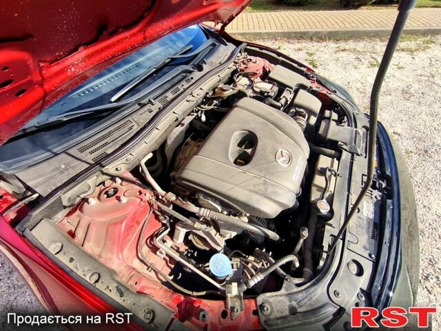 Красный Мазда 3, объемом двигателя 2 л и пробегом 56 тыс. км за 14500 $, фото 5 на Automoto.ua