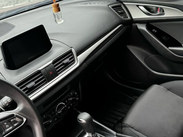 Червоний Мазда 3, об'ємом двигуна 2 л та пробігом 160 тис. км за 11226 $, фото 17 на Automoto.ua