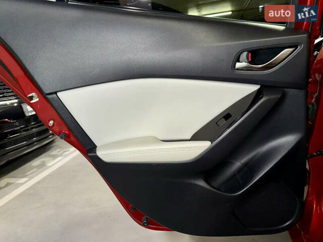 Червоний Мазда 3, об'ємом двигуна 2.5 л та пробігом 15 тис. км за 14200 $, фото 27 на Automoto.ua