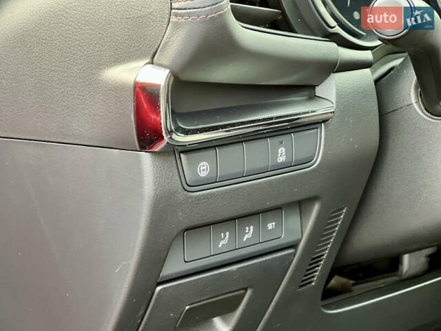 Красный Мазда 3, объемом двигателя 2.49 л и пробегом 73 тыс. км за 17500 $, фото 26 на Automoto.ua