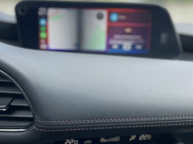 Красный Мазда 3, объемом двигателя 1.5 л и пробегом 86 тыс. км за 17900 $, фото 7 на Automoto.ua