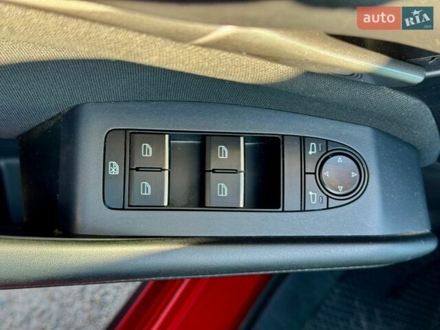 Червоний Мазда 3, об'ємом двигуна 2 л та пробігом 60 тис. км за 15900 $, фото 11 на Automoto.ua