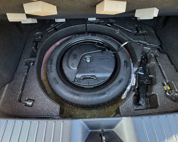 Червоний Мазда 3, об'ємом двигуна 2.49 л та пробігом 28 тис. км за 23500 $, фото 34 на Automoto.ua