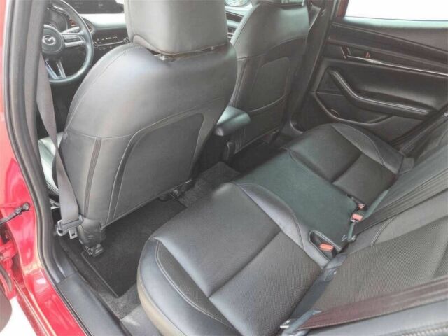 Красный Мазда 3, объемом двигателя 2.5 л и пробегом 10 тыс. км за 12000 $, фото 8 на Automoto.ua