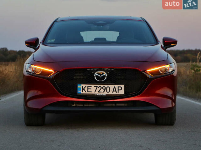 Красный Мазда 3, объемом двигателя 2.5 л и пробегом 10 тыс. км за 22500 $, фото 3 на Automoto.ua