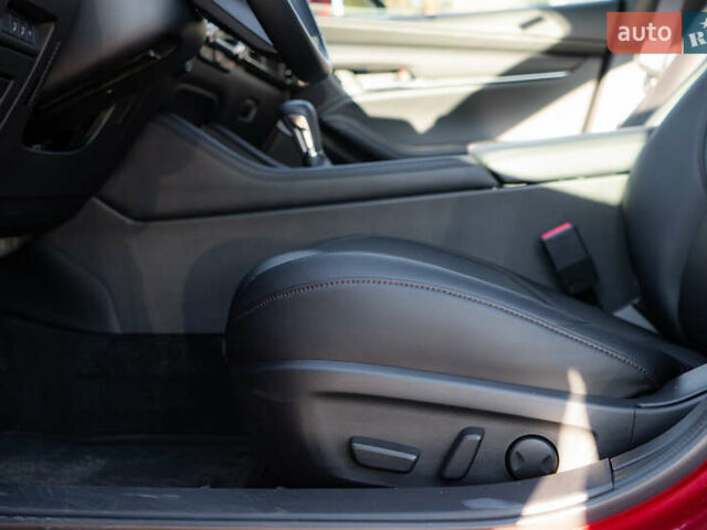 Червоний Мазда 3, об'ємом двигуна 2.5 л та пробігом 8 тис. км за 19999 $, фото 19 на Automoto.ua