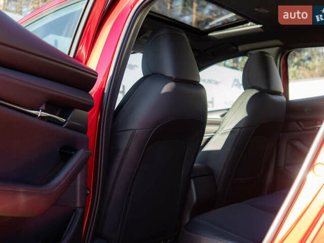 Червоний Мазда 3, об'ємом двигуна 2.5 л та пробігом 8 тис. км за 19999 $, фото 48 на Automoto.ua