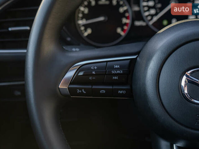 Червоний Мазда 3, об'ємом двигуна 2.5 л та пробігом 8 тис. км за 19999 $, фото 33 на Automoto.ua