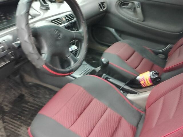 Красный Мазда 3, объемом двигателя 1.8 л и пробегом 320 тыс. км за 1700 $, фото 6 на Automoto.ua