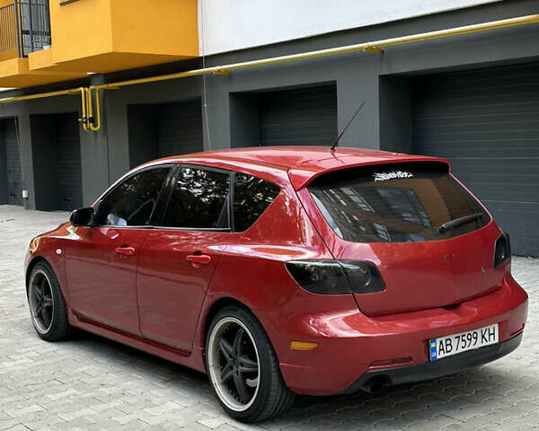 Красный Мазда 3, объемом двигателя 2 л и пробегом 250 тыс. км за 3650 $, фото 1 на Automoto.ua