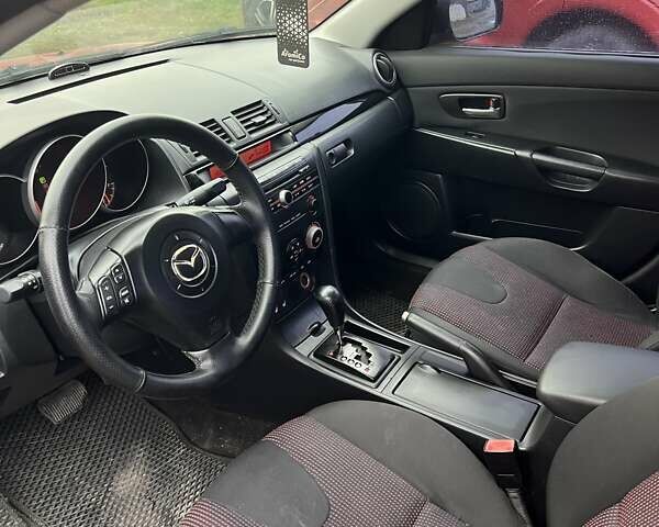 Мазда 3 2004 в Киеве на Automoto.ua Красный Мазда 3, объемом двигателя 1.6 л и пробегом 270 тыс. км за 2750 $, фото 1 на Automoto.ua