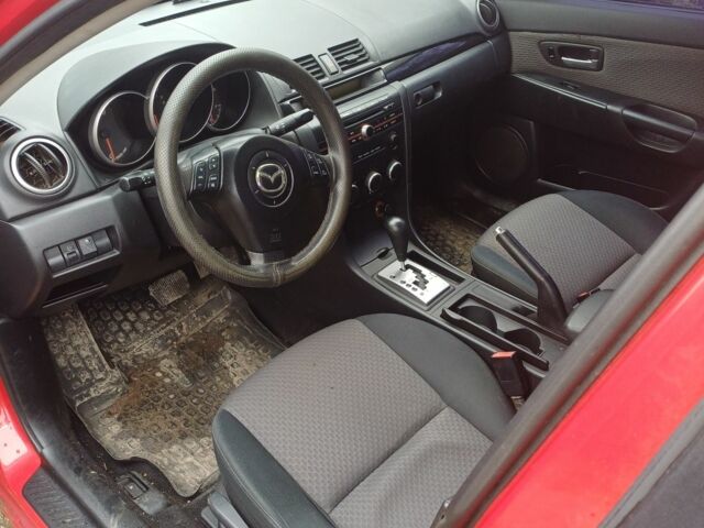 Красный Мазда 3, объемом двигателя 2 л и пробегом 210 тыс. км за 2700 $, фото 8 на Automoto.ua