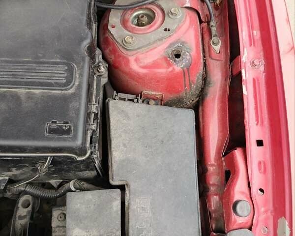 Красный Мазда 3, объемом двигателя 1.6 л и пробегом 280 тыс. км за 4299 $, фото 20 на Automoto.ua