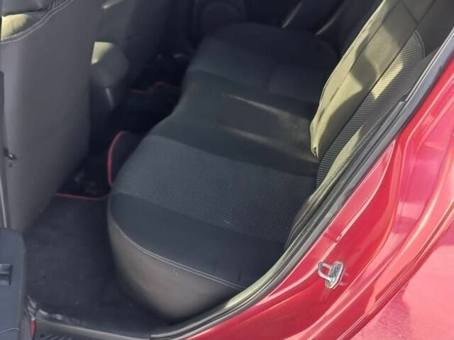 Червоний Мазда 3, об'ємом двигуна 1.6 л та пробігом 171 тис. км за 4500 $, фото 3 на Automoto.ua