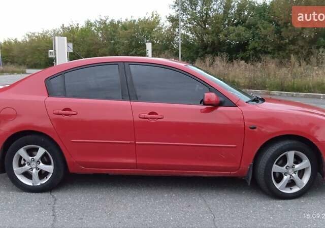 Червоний Мазда 3, об'ємом двигуна 2 л та пробігом 167 тис. км за 4500 $, фото 1 на Automoto.ua