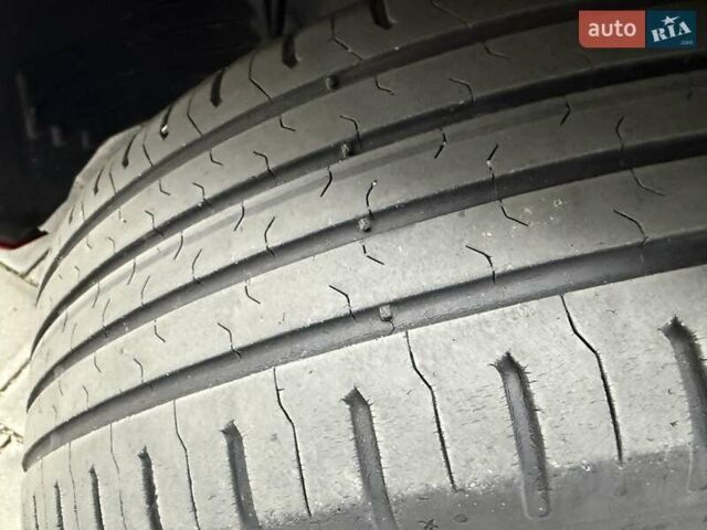 Красный Мазда 3, объемом двигателя 1.6 л и пробегом 207 тыс. км за 4400 $, фото 8 на Automoto.ua