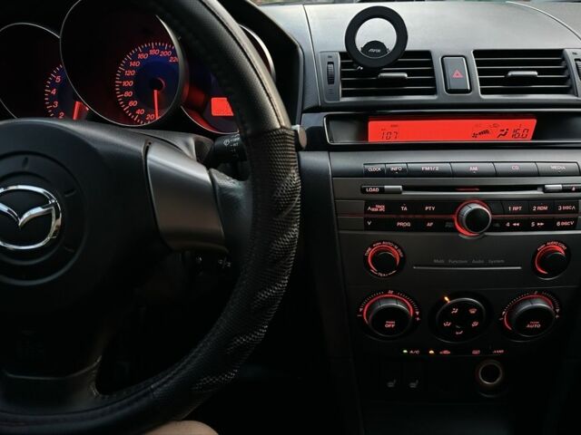 Червоний Мазда 3, об'ємом двигуна 1.6 л та пробігом 186 тис. км за 6000 $, фото 19 на Automoto.ua