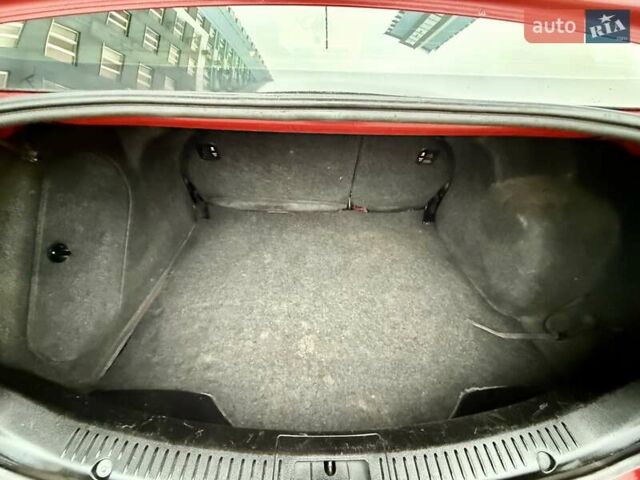 Красный Мазда 3, объемом двигателя 1.6 л и пробегом 207 тыс. км за 4400 $, фото 67 на Automoto.ua