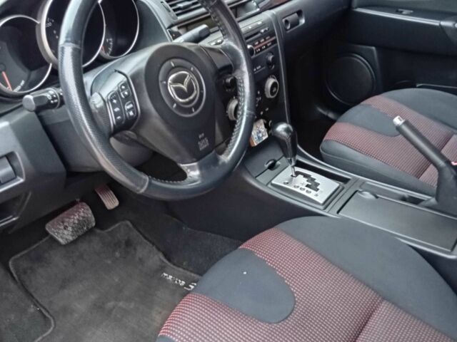 Червоний Мазда 3, об'ємом двигуна 1.6 л та пробігом 150 тис. км за 5600 $, фото 8 на Automoto.ua