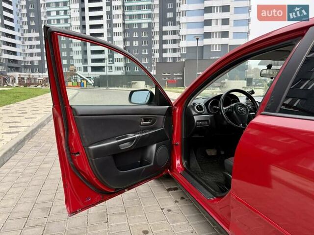 Красный Мазда 3, объемом двигателя 1.6 л и пробегом 207 тыс. км за 4400 $, фото 31 на Automoto.ua