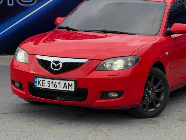 Красный Мазда 3, объемом двигателя 1.6 л и пробегом 227 тыс. км за 3699 $, фото 1 на Automoto.ua