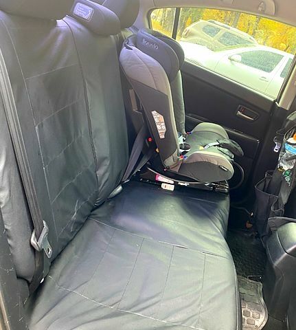 Червоний Мазда 3, об'ємом двигуна 1.6 л та пробігом 300 тис. км за 4500 $, фото 9 на Automoto.ua