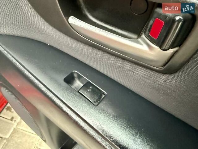 Красный Мазда 3, объемом двигателя 1.6 л и пробегом 207 тыс. км за 4400 $, фото 35 на Automoto.ua