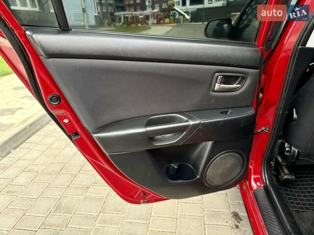 Красный Мазда 3, объемом двигателя 1.6 л и пробегом 207 тыс. км за 4400 $, фото 60 на Automoto.ua