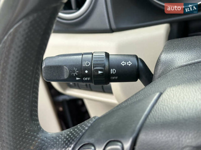 Красный Мазда 3, объемом двигателя 1.6 л и пробегом 210 тыс. км за 6700 $, фото 40 на Automoto.ua