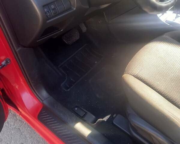 Красный Мазда 3, объемом двигателя 1.6 л и пробегом 154 тыс. км за 6700 $, фото 14 на Automoto.ua