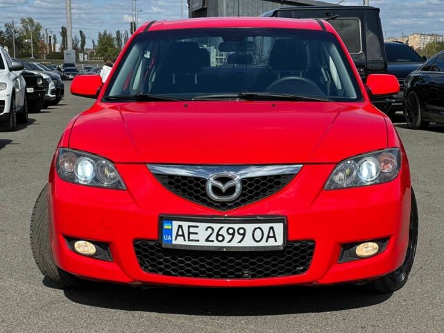 Красный Мазда 3, объемом двигателя 1.6 л и пробегом 225 тыс. км за 5800 $, фото 2 на Automoto.ua